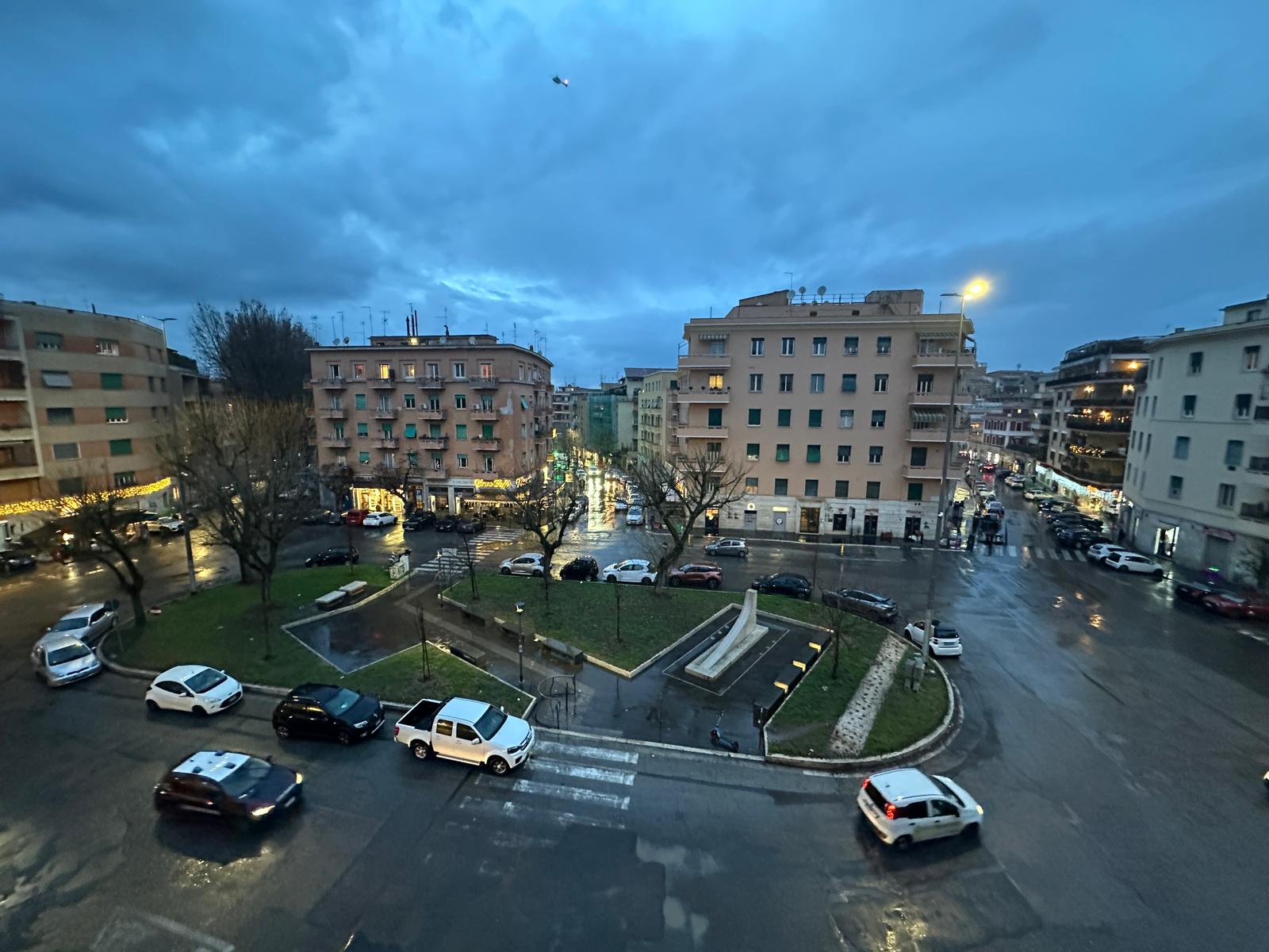 TRIESTE VIA DI PRISCILLA APPARTAMENTO A REDDITO